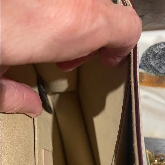 Beyond Stunning Fendi Kan I Leather Crossbody Bag - Picture 13 of 13